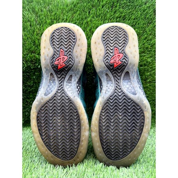 Nike Air Foamposite One 575420-300 Athletic Sneaker Men\'s 9.5 Green Synthetic